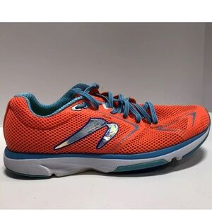 Newton Women’s Distance 8, Orange/Blue Running Shoes, Size 11 M